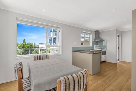 Photo of property in 5 Pine Grove, Tairua, 3508