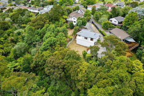 Photo of property in 112 Spinella Drive, Bayview, Auckland, 0629