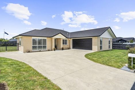 Photo of property in 58 Jarrett Terrace, Leamington, Cambridge, 3432