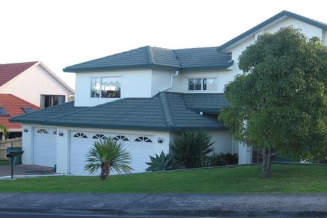 Photo of property in 3 Kahala Place, West Harbour, Auckland, 0618