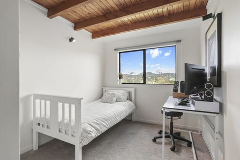 Photo of property in 99 Captain Scott Road, Glen Eden, Auckland, 0602