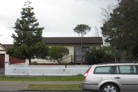 Photo of property in 2/89 John Walker Drive, Manurewa, Auckland, 2102