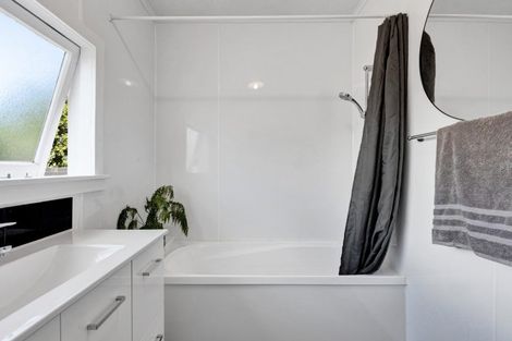 Photo of property in 59 Camberwell Road, Hawera, 4610