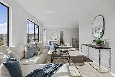 Photo of property in 2 Kanono Way, Helensville, 0800