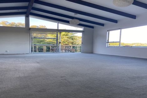 Photo of property in 1/26 Noeleen Street, Glenfield, Auckland, 0629