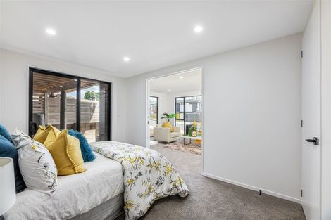 Photo of property in 5 Shibata Rise, Ranui, Auckland, 0612