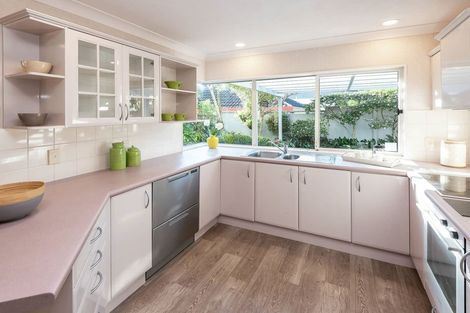 Photo of property in 2/132 Millhouse Drive, Northpark, Auckland, 2013