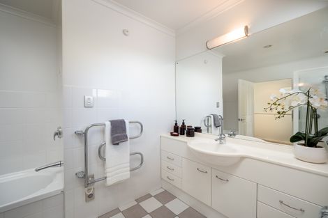 Photo of property in 25 Major Aitken Drive, Huntsbury, Christchurch, 8022