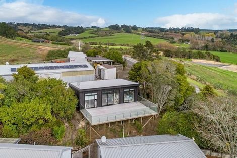 Photo of property in 25 Hull Road, Waitoki, Kaukapakapa, 0871