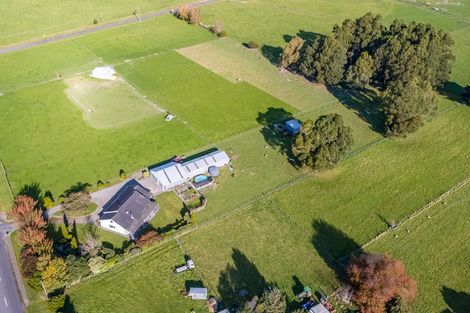 Photo of property in 19 Matahiwi Road, Matahiwi, Masterton, 5888