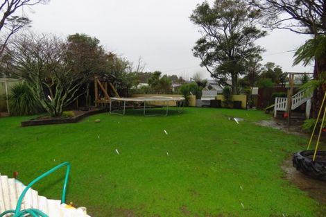 Photo of property in 80 Wakefield Street, Westport, 7825