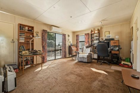 Photo of property in 35 Rewarewa Street, Owhata, Rotorua, 3010