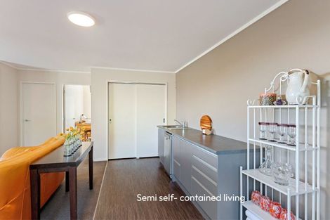 Photo of property in 103 Winara Avenue, Waikanae, 5036