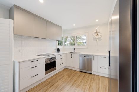 Photo of property in 11 Kotare Street, Fendalton, Christchurch, 8041