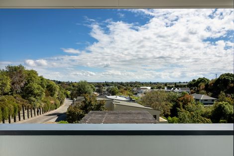 Photo of property in 25 Major Aitken Drive, Huntsbury, Christchurch, 8022