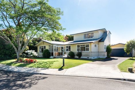 Photo of property in 11 Carl Avenue, Havelock North, 4130