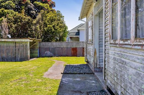 Photo of property in 33 Ngatai Street, Manaia, 4612