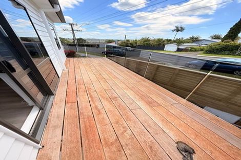 Photo of property in 128a Birkdale Road, Birkdale, Auckland, 0626