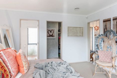 Photo of property in 17 Great Road West, Matipo Heights, Rotorua, 3015