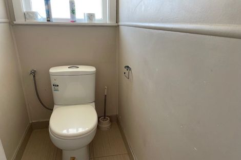 Photo of property in 4 Winthrop Way, Mangere East, Auckland, 2024