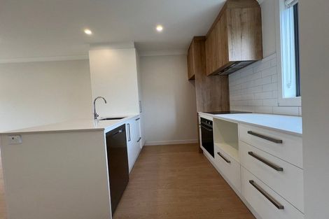 Photo of property in 10 Park Green Avenue, Rosehill, Papakura, 2113