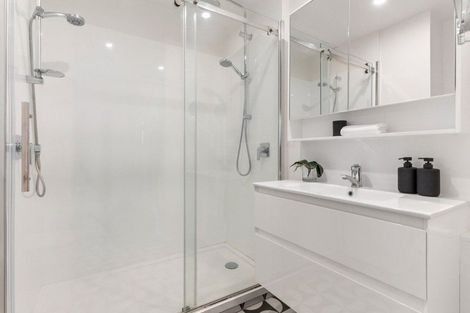 Photo of property in 58/45 Stanley Road, Stanley Point, Auckland, 0624