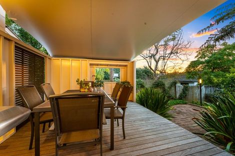 Photo of property in 2/9 Newhaven Terrace, Mairangi Bay, Auckland, 0630