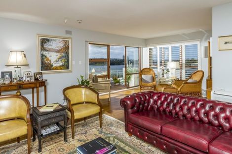 Photo of property in 2b/6 The Promenade, Takapuna, Auckland, 0622