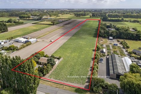 Photo of property in 37 Mcsaveneys Road, Marshland, Christchurch, 8051