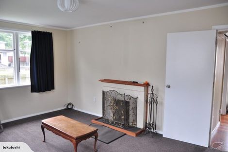 Photo of property in 79 Broderick Road, Johnsonville, Wellington, 6037