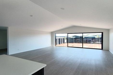 Photo of property in 34 Kiekie Road, Casebrook, 8051