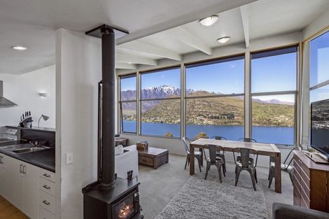 Photo of property in 13 Woodlands Close, Queenstown, 9300