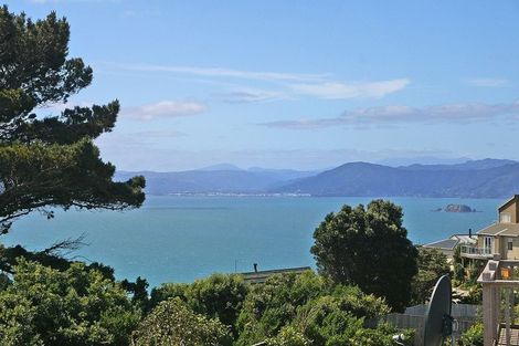 Photo of property in 80 Beacon Hill Road, Strathmore Park, Wellington, 6022