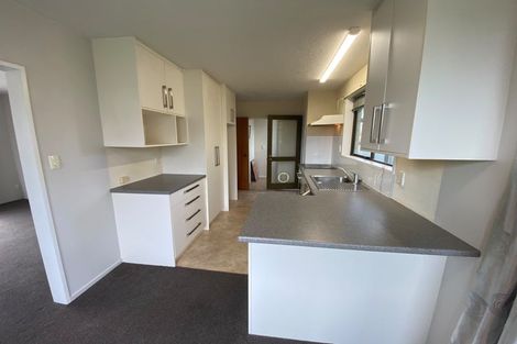 Photo of property in 1/11 Manor Place, Bryndwr, Christchurch, 8053