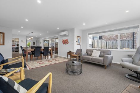 Photo of property in 12 Saint Thomas Avenue, Pyes Pa, Tauranga, 3112