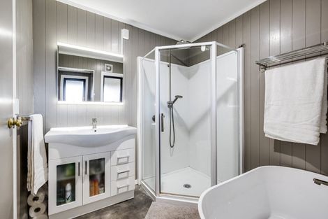 Photo of property in 404 Main North Road, Bay View, Napier, 4104