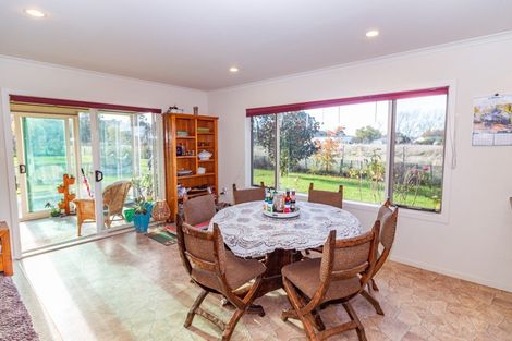 Photo of property in 28 West Road, Mangatainoka, Pahiatua, 4982