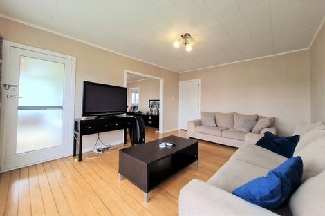 Photo of property in 1/47 Clevedon Road, Papakura, 2110