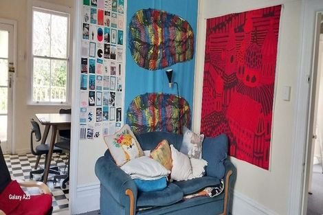 Photo of property in 17a Everton Terrace, Kelburn, Wellington, 6012