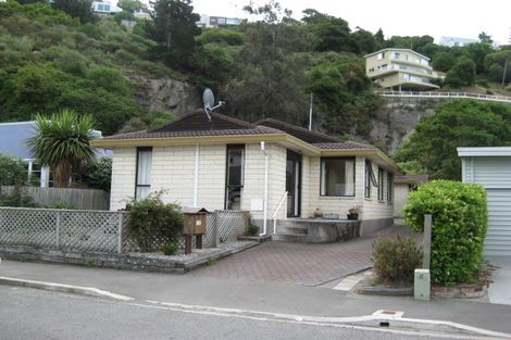 Photo of property in 2/3 Richmond Hill Road, Richmond Hill, Christchurch, 8081