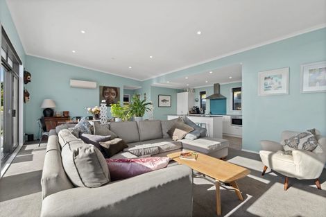 Photo of property in 7 Tama Road, Riversdale Beach, Masterton, 5872