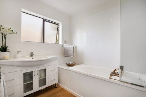 Photo of property in 35 Marae O Rehia Road, Karioitahi, Waiuku, 2683