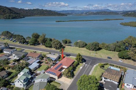 Photo of property in 79 Robinson Road, Whitianga, 3510