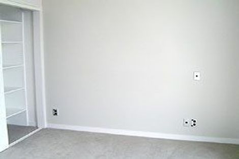 Photo of property in Halsey Apartments At Lighter Quay, 414/77 Halsey Street, Auckland Central, Auckland, 1010