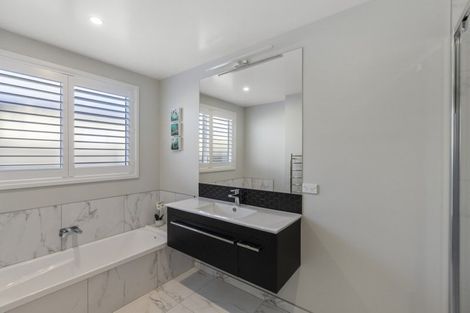 Photo of property in 3 Makura Drive, Papamoa Beach, Papamoa, 3118