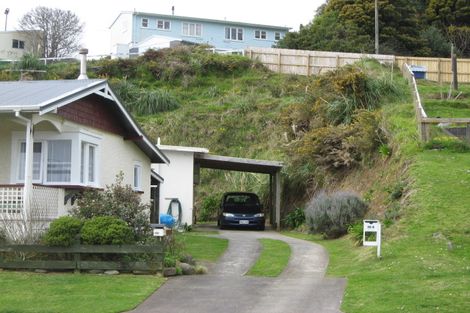 Photo of property in 110a Cook Street, Marfell, New Plymouth, 4310