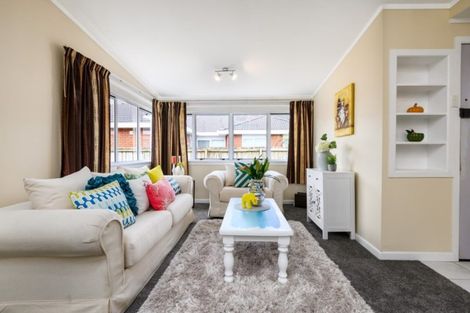 Photo of property in 27a Omagh Avenue, Papatoetoe, Auckland, 2025