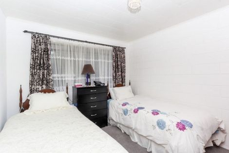 Photo of property in 1/76 Eliot Street, New Plymouth, 4310