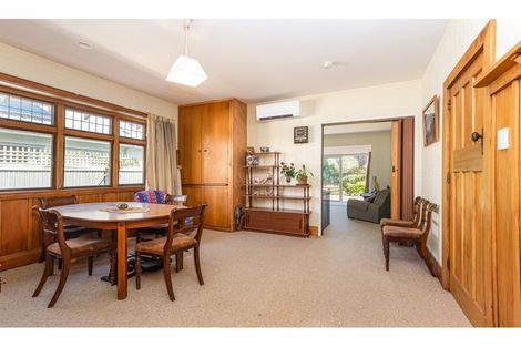 Photo of property in 40 Stapletons Road, Richmond, Christchurch, 8013