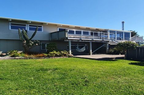 Photo of property in 12 Dowman Street, Urenui, 4375